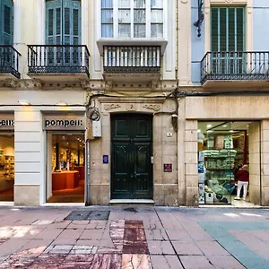 https://holidays2malaga-calle-nueva-2-bedroom-high-speed-wifi.es-andalucia.com